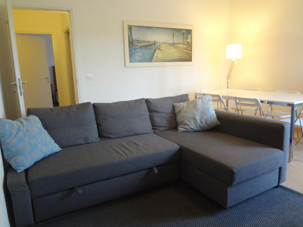 La Pineta Apartment เวียเรจโจ ภายนอก รูปภาพ