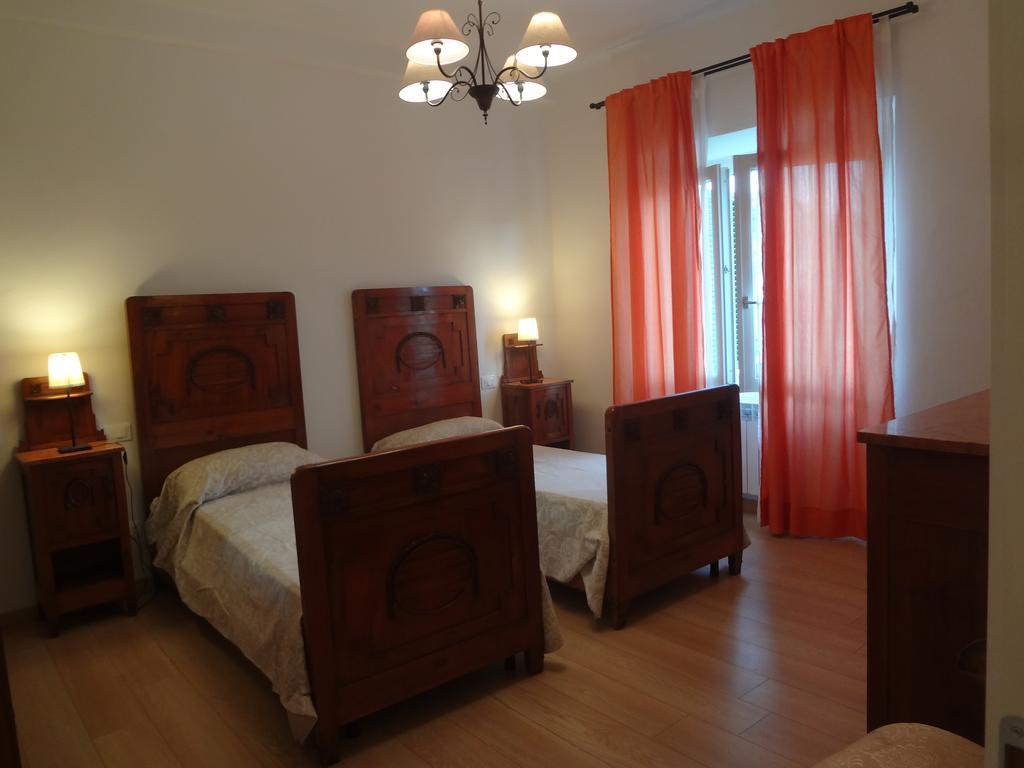 La Pineta Apartment เวียเรจโจ ภายนอก รูปภาพ
