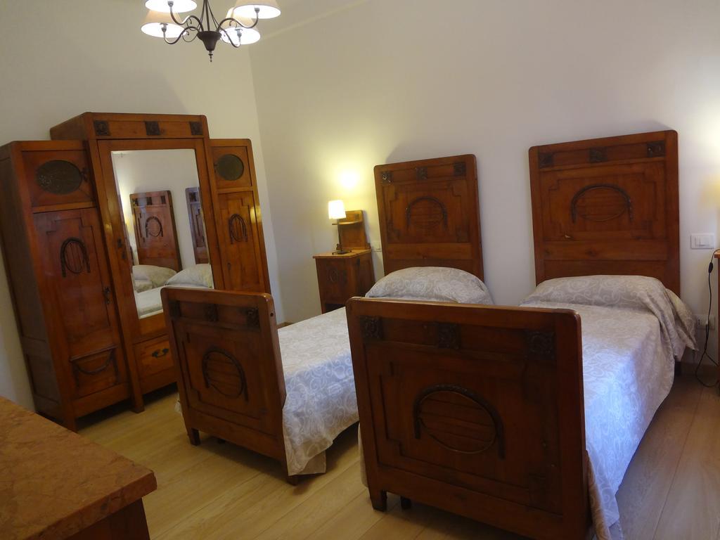 La Pineta Apartment เวียเรจโจ ภายนอก รูปภาพ