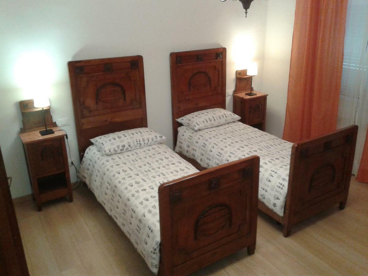 La Pineta Apartment เวียเรจโจ ภายนอก รูปภาพ
